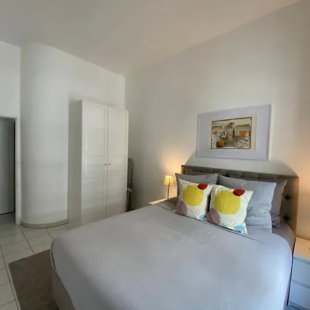 The Grand Riviera - Choice In Nizza