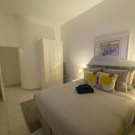 The Grand Riviera - Choice In Nizza